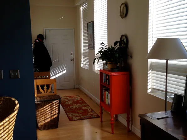 360-202 S Elm St, Greensboro, NC 27401