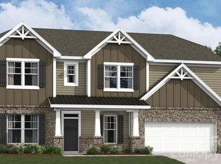 211 Amber Glen Dr, Locust, NC 28217