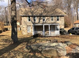 517 Route 82, Oakdale, CT 06370