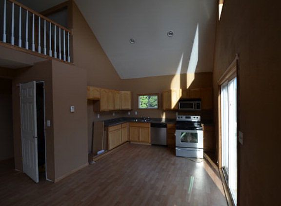 4th image of 10554 Wildflower Dr