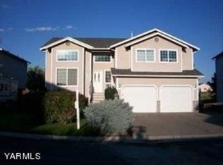 1392 Jesica Dr, Selah, WA