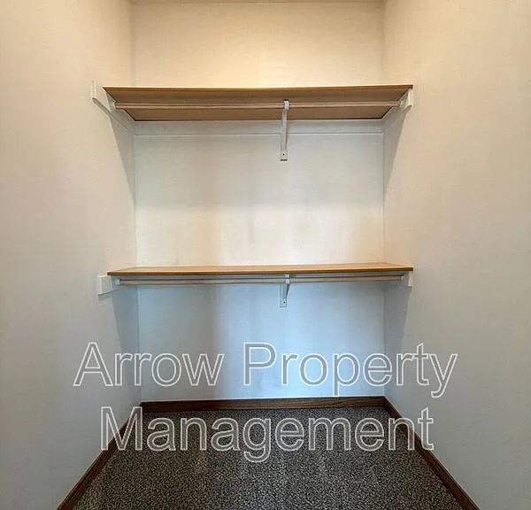 102 Locust St #1 — Photo 9