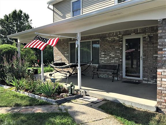 4th image of 4819 Whirlaway Dr