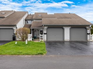 432 Summerhaven Dr N, East Syracuse, NY 13057