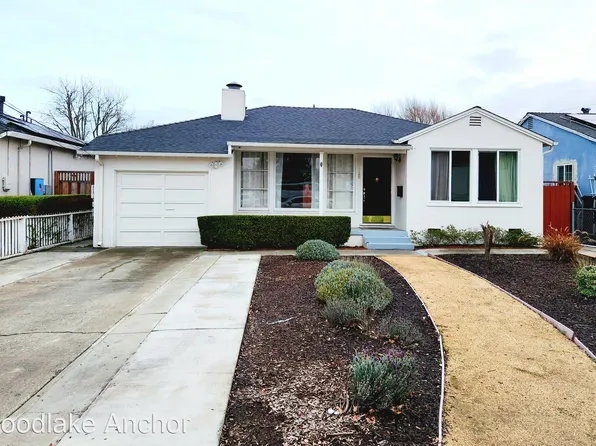 3328 Bay Rd, Redwood City, CA 94063