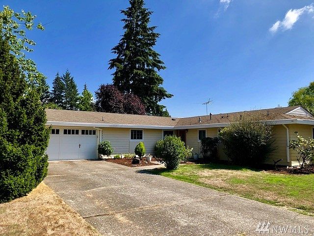 Large and sunny corner lot over 9,000 Sq Ft.