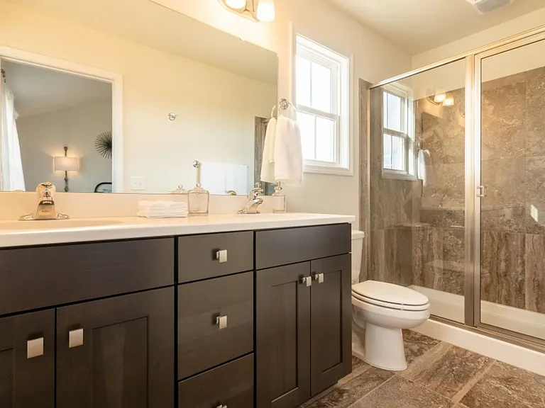 1054 Balsam Ln — Photo 16