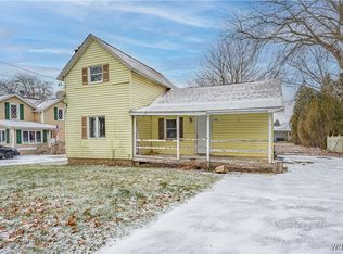 1663 Lockport St, Olcott, NY 14126