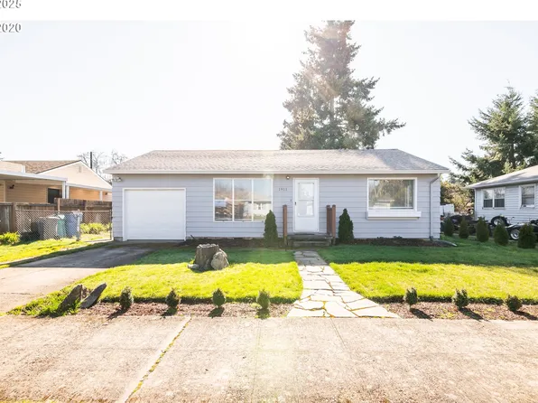 1911 W 37th St, Vancouver, WA 98660