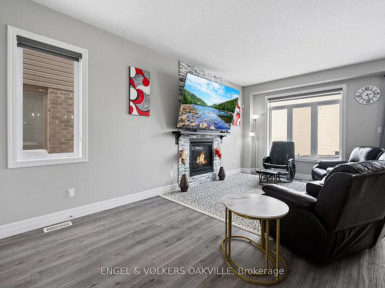 1023 Devonshire Ave #29 — Photo 2
