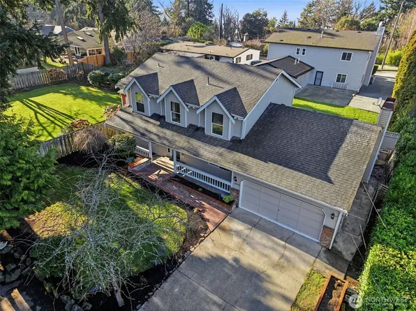 15931 22nd Avenue SW, Burien, WA 98166