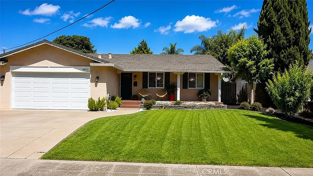 3 bed, 1257 sqft, $4,000 — Photo 1