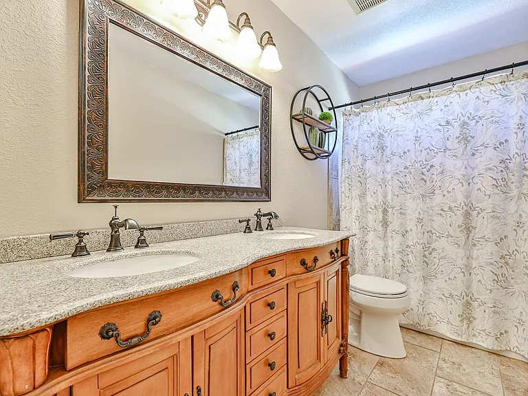 3236 E Hiddenview Dr — Photo 20