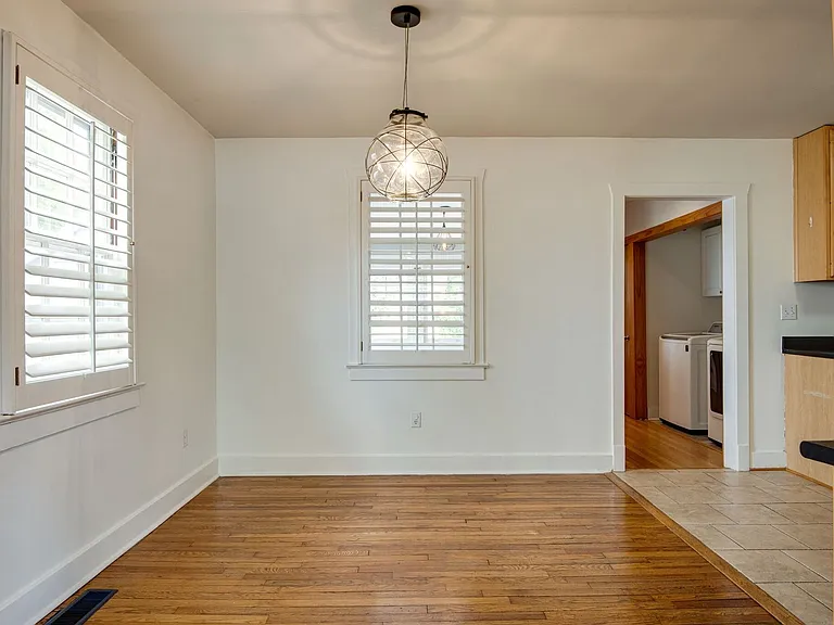 2716 Sharondale Ct — Photo 8