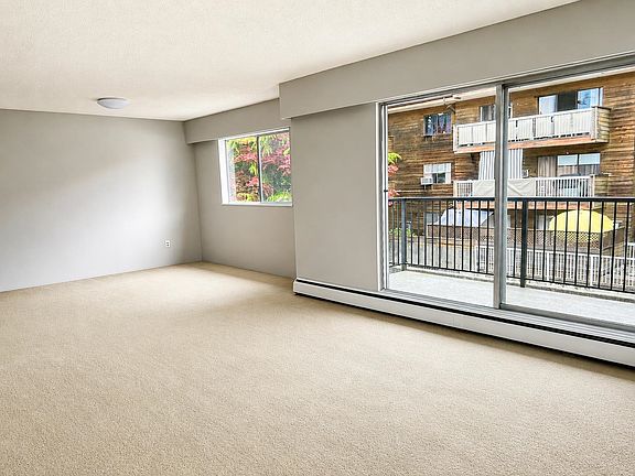 2nd image of 11933 223rd St