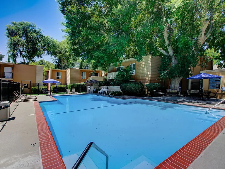 Villas at Greenhaven — Photo 11