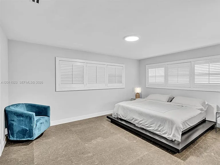 840 S Southlake Dr — Photo 85