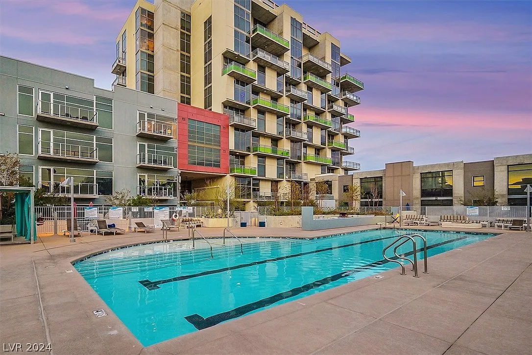 1 bed, 1.0 bath, 917 sqft, $3,000 — Photo 3