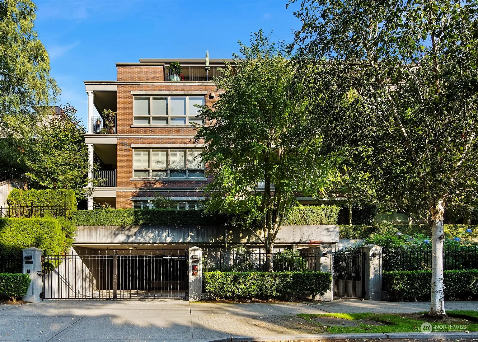 726 Boylston Avenue E #2 photo 1