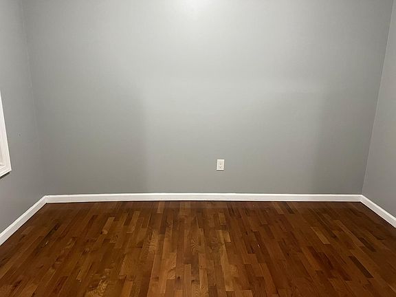 4th image of 264 Vermont Ave #1A