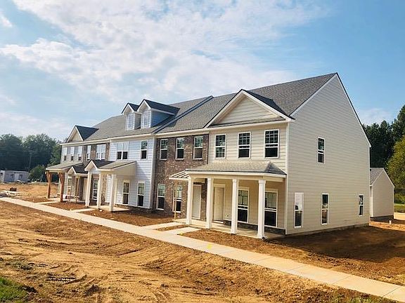 2nd image of 1200 Sonoma Way