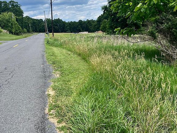 4th image of 3295 Welton Orchard Rd