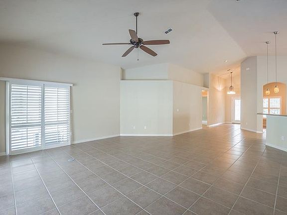 3rd image of 314 Leoni St