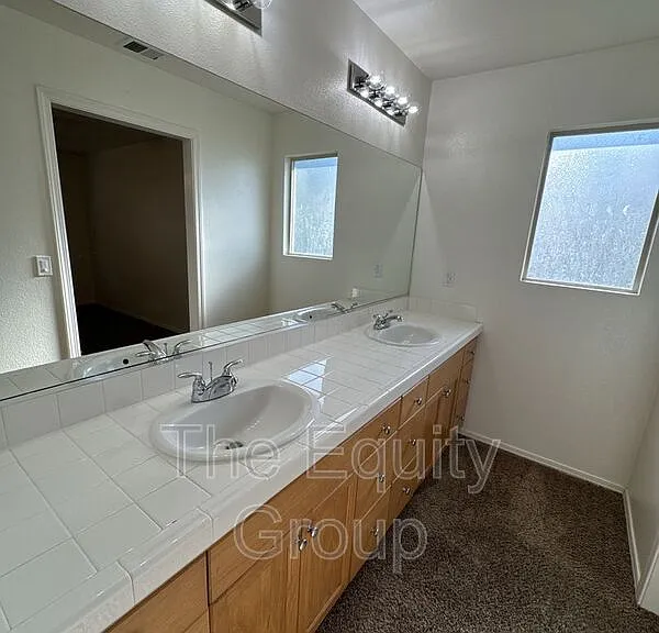 4203 W Walnut Ave #C — Photo 14