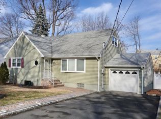 14 Fitting Pl, Nutley, NJ 07110