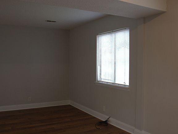 4th image of 2714 Clayton Dr NW #B