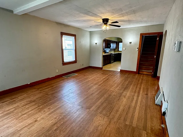 1720 E Watch Ave — Photo 3