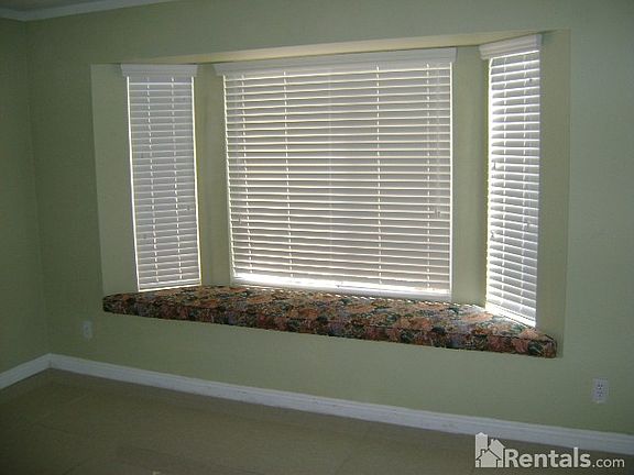 4th image of 1425 Silk Tassel Dr