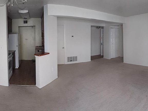 4th image of 1013 Autumn Woods Ln APT 108