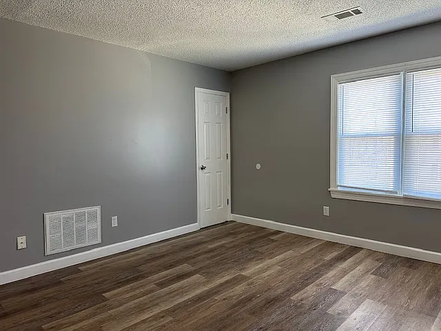 1613 McPherson St #D — Photo 8