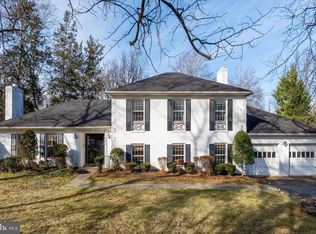 6008 Beech Tree Dr, Alexandria, VA 22310