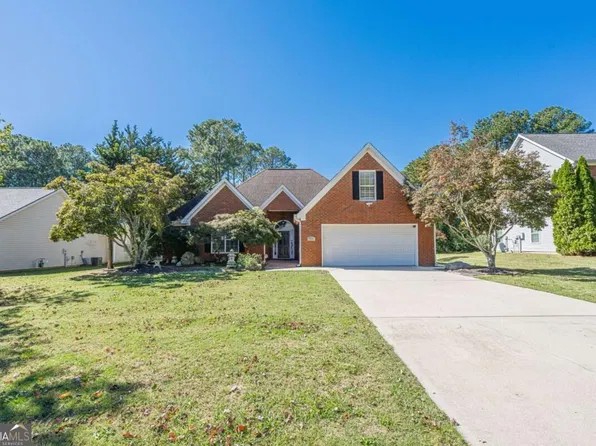 2915 Meadow Gate Way, Loganville, GA 30052