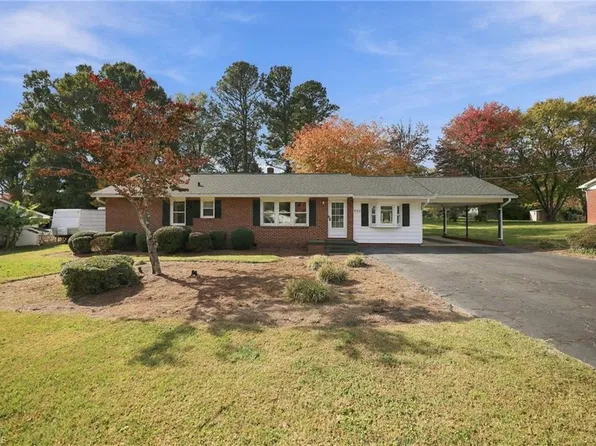 938 Brownwood Dr, Winston Salem, NC 27105