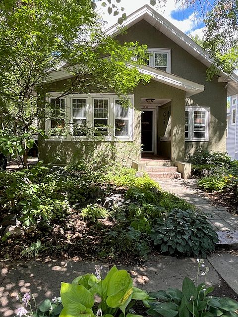 Landscaped front entry
