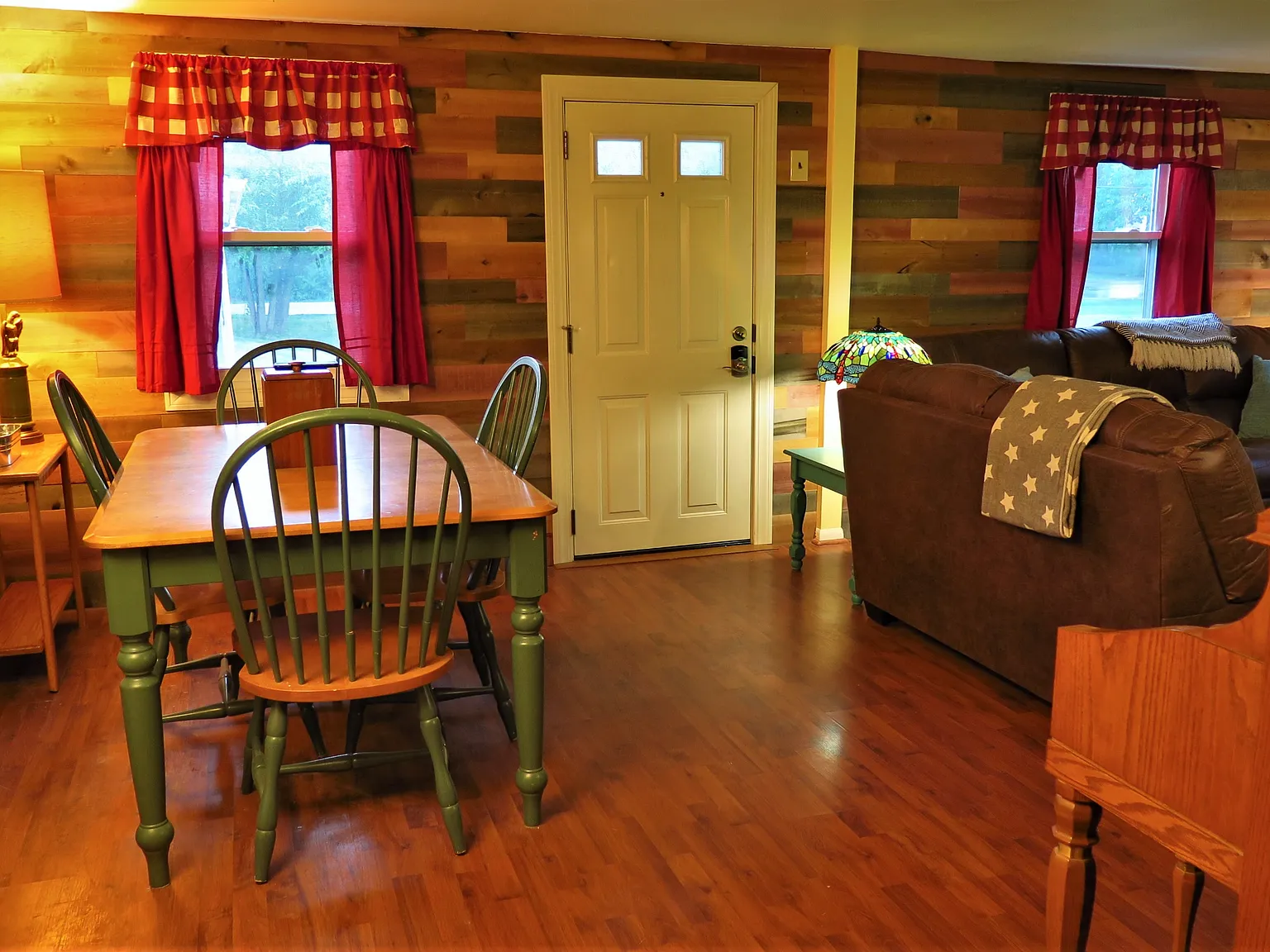 2 bed, 792 sqft, $2,700 — Photo 4