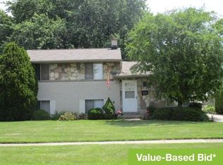 34536 Forman Dr, Sterling Heights, MI 48310