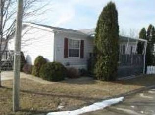 74 Hanshire Dr, Yoder, IN 46798