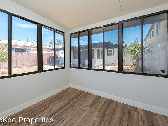 4th image of 3128-31285 Fairmount Ave #3128.5