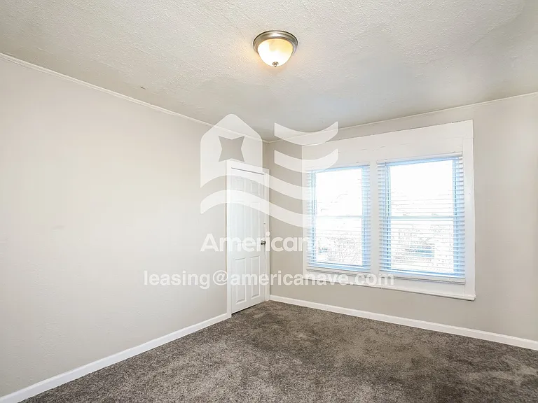 713375_010_wm_-_main_bedroom_13546248.jpg