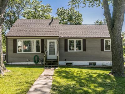 3045 J St SW, Cedar Rapids, IA, 52404