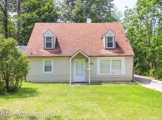 4248 Hickory Ln, Warrensville Heights, OH