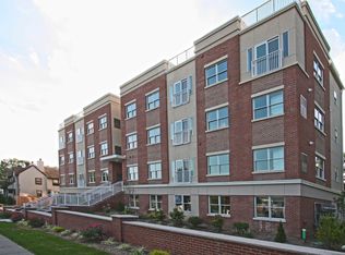 12 Ridgedale Ave APT 205, Morristown, NJ 07960
