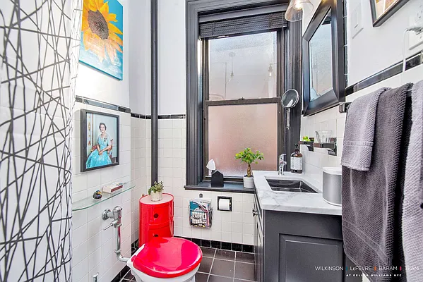 Sold by Keller Williams NYC | media 17