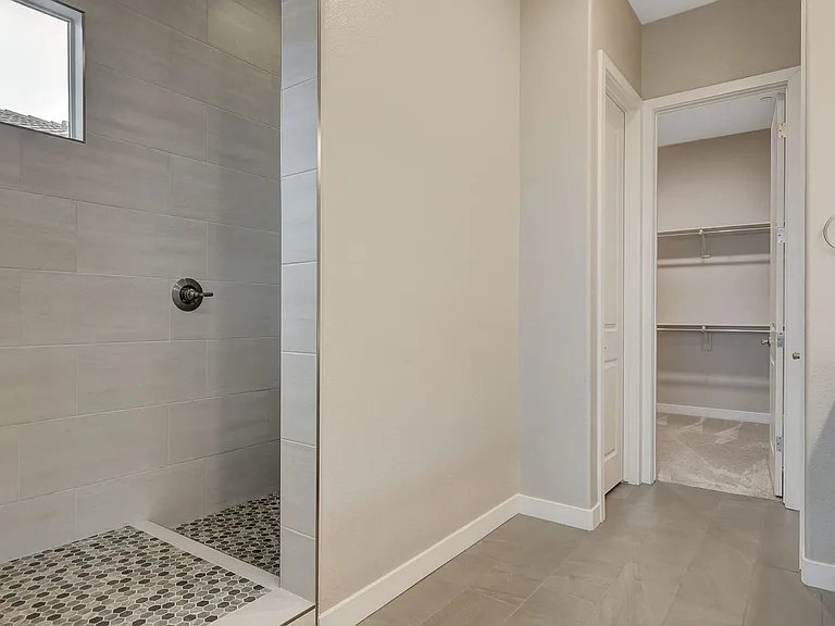 94 Nine Mile Creek Dr — Photo 22