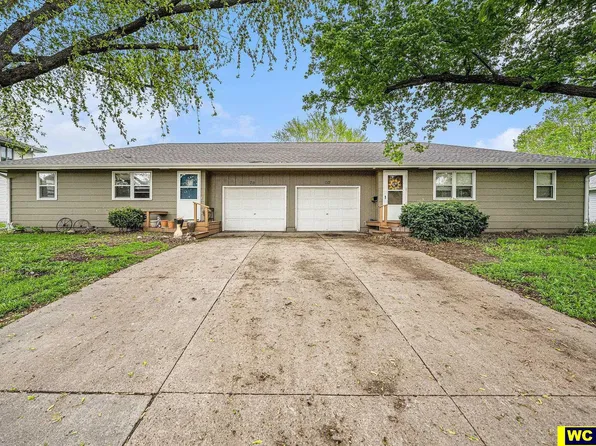 718 N 14th Ave, Blair, NE 68008