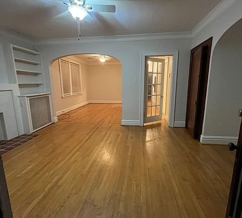 4th image of 5243 Delor St #2F